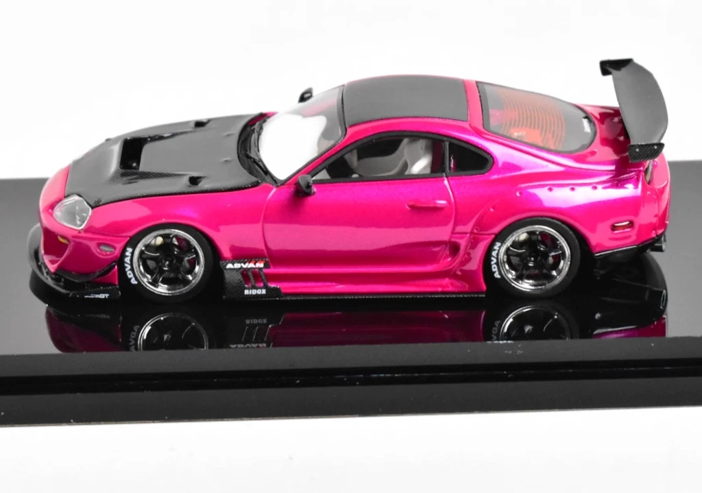 ミニカー CUSTOM CAR SHOW OSAKA JAPAN PASSION PINK CUSTOM CAR SHOW OSAKA JAPAN PASSION PINK