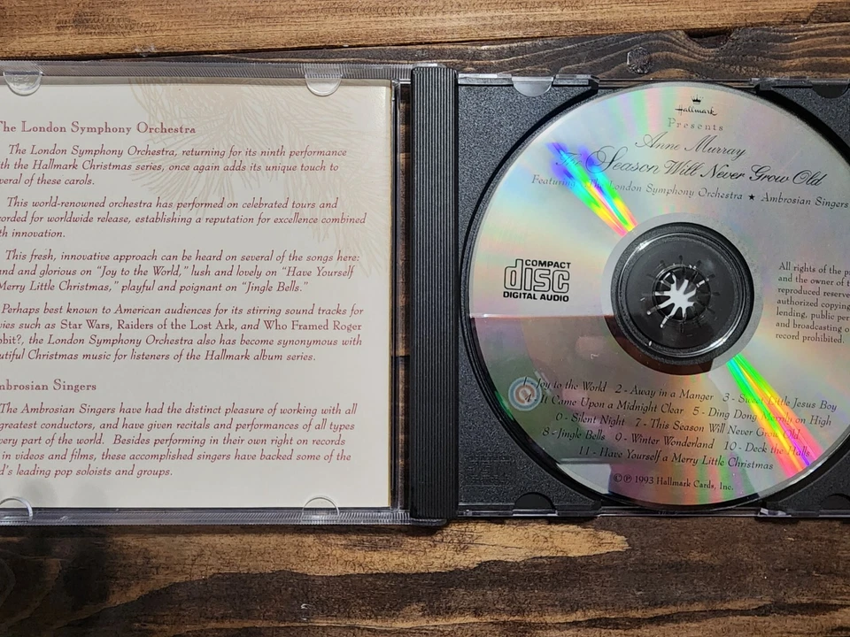 Classic Hallmark Presents "The Season Will Never Grow Old" CD, Anne Murray, 1993 Foto 3 de 4