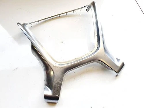 Steering wheel trim