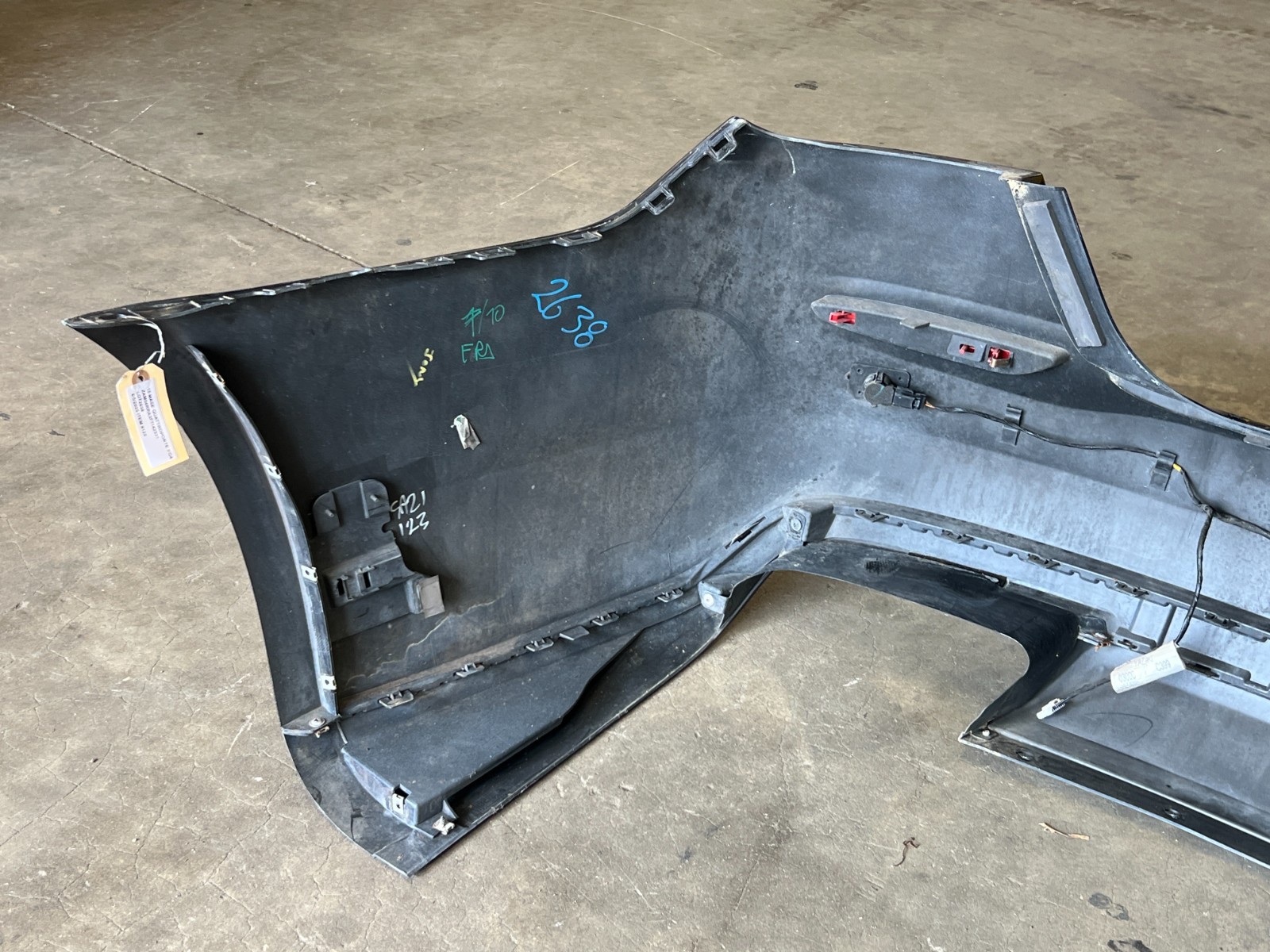 ⭐2014-2017 MASERATI QUATTROPORTE COMPLETE REAR BUMPER COVER PANEL OEM LOT2638