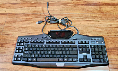 Logitech G19 Gaming LED Programmable Display Keyboard Y-U0005 | No Power Cord R2