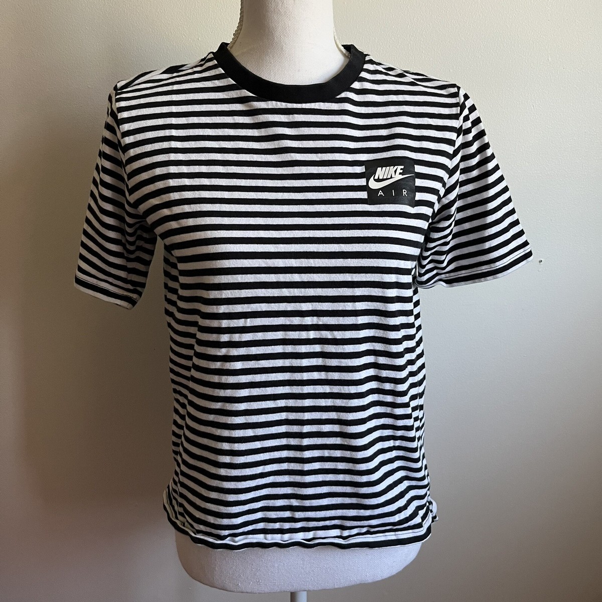 nike air striped tee