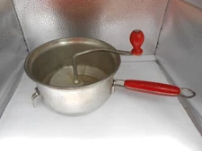 Foley Food Mill 7" 2 Qt Red Handle stainless Steel Potato Masher Ricer juicer