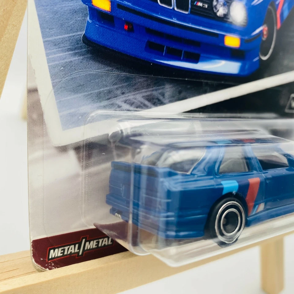 BMW M3 azul Hot Wheels Modern Classics Foto 4 de 4