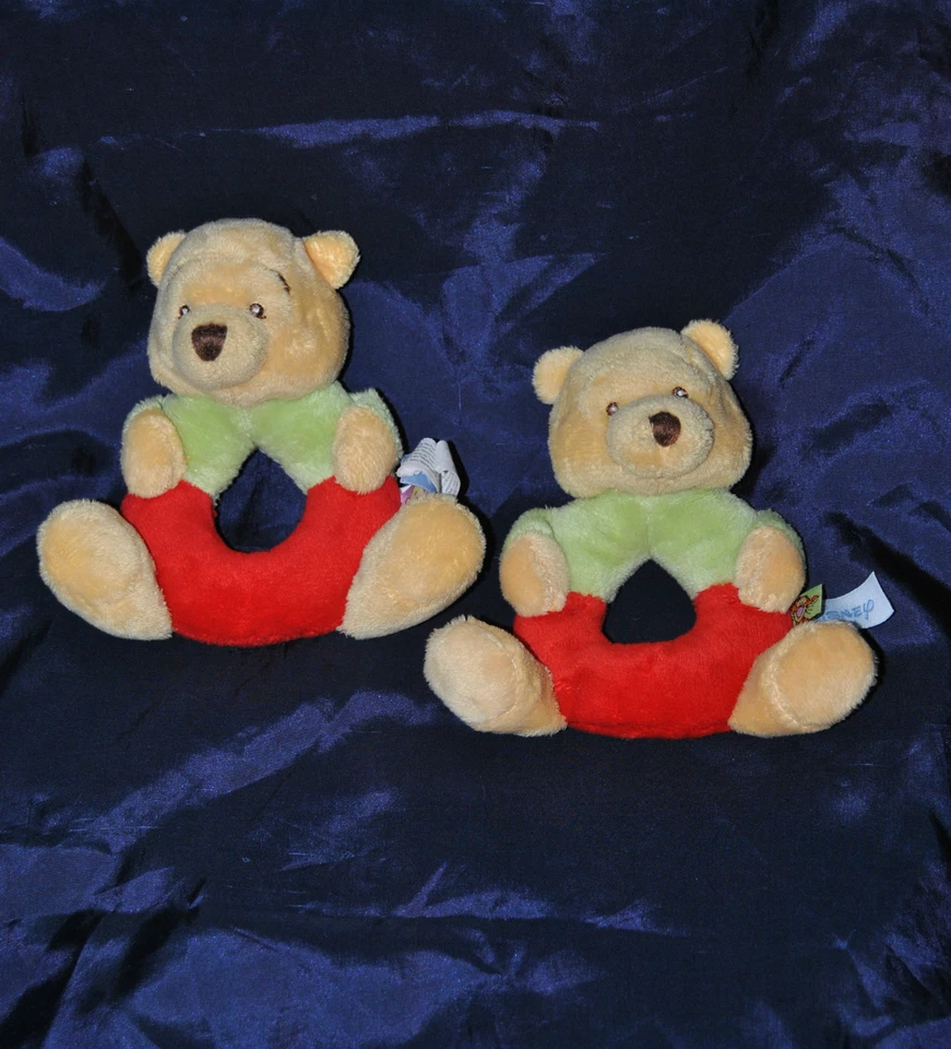 Lot 2 Doudou Hochet Winnie Ourson DISNEY BABY NICOTOY Vert Rouge  Grelot TTBE - Photo 1/1