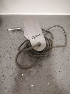 Dyson Charger 205720-01 26.1V V6 V7 V8 DC58 DC59 DC61 DC62 UK Plug