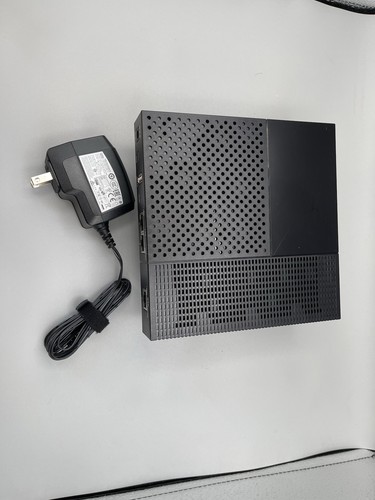 Araknis Networks® Routeur VPN Gigabit Single-WAN série 110 avec Wi-Fi - Photo 3/4