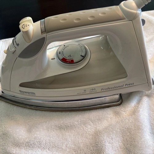 Rowenta Professional Press Anti Drip Vertical Steam Clothing Iron Germany - Picture 6 of 8