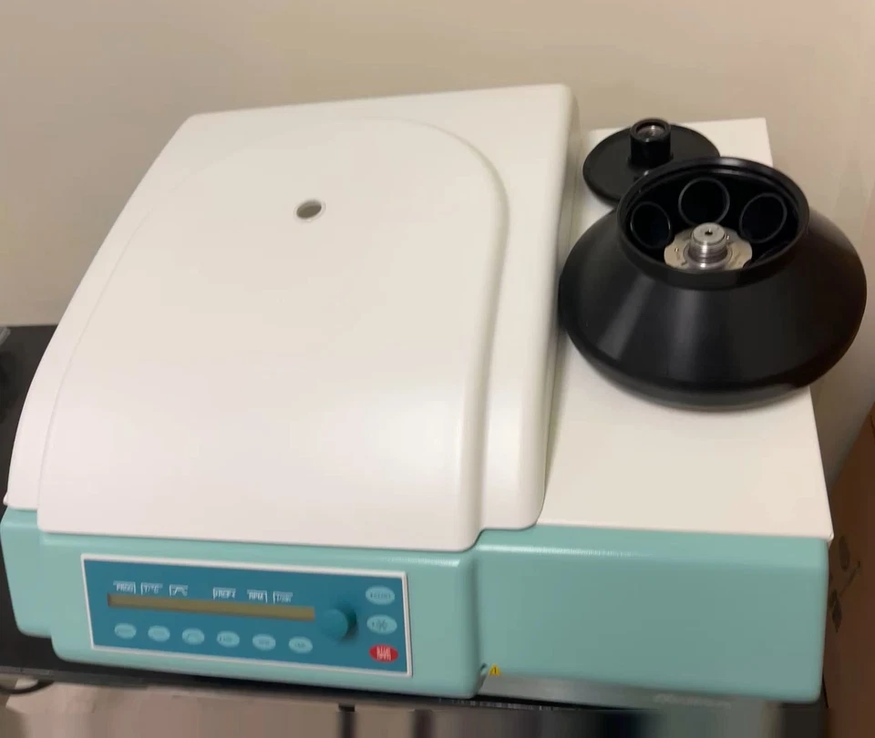 laboratorio centrífuga