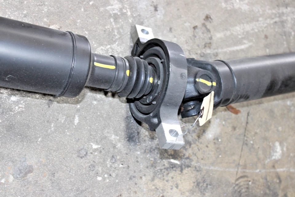 Hyundai Genesis 2010-2012 cupé de 2,0 L eje de hélice de conductor automático 49300-2M252 Foto 3 de 4