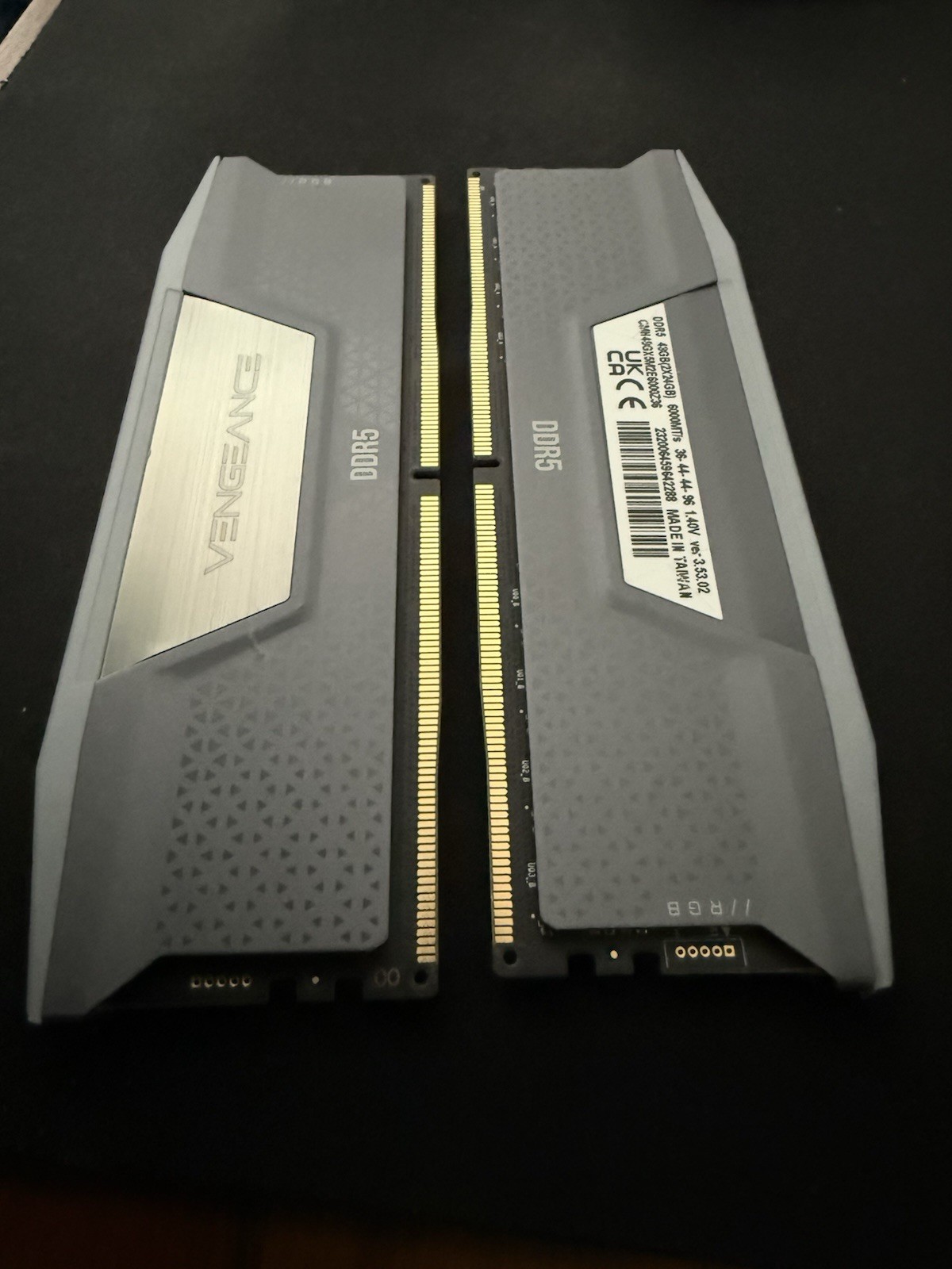 Corsair Vengeance RGB DDR5 DIMM 48GB (2x24GB) 6000MT/s Desktop RAM