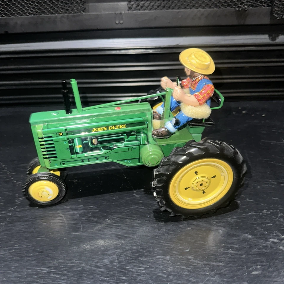 John Deere MODELO "B" TRACTOR Franklin Como Nuevo CLÁSICO ESTAÑO COLECCIONABLES Cuerda 2000 Foto 4 de 4