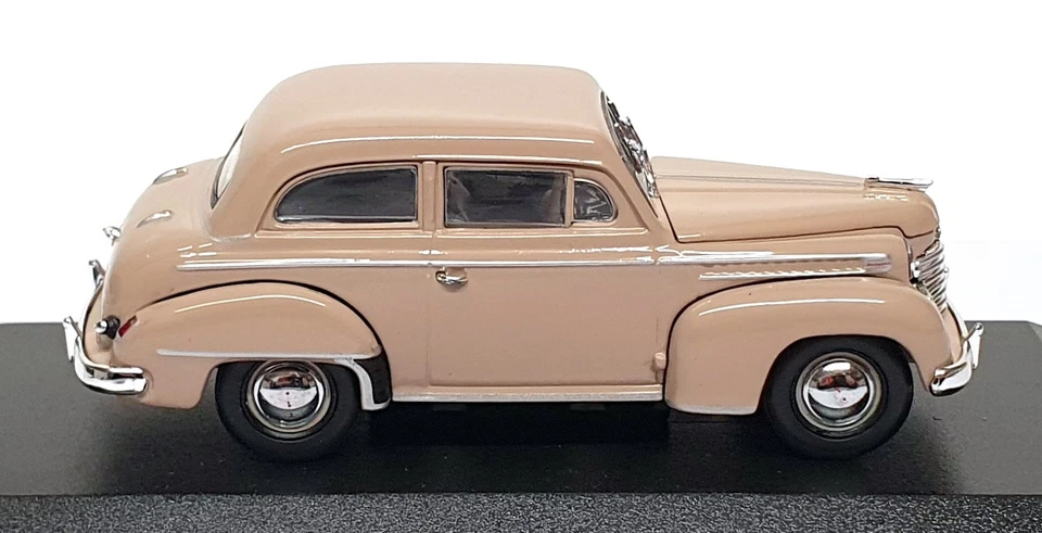 Minichamps 1/43 Scale 430 040404 - 1952 Opel Olympia - Beige - Image 3 of 4