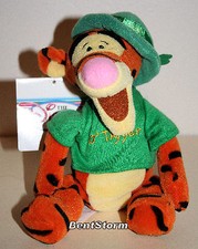 DISNEY STORE St Patricks Day Tigger Leprechaun Pooh FRIEND bean bag plush doll
