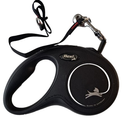 Flexi Retractable Dog Leash Small Black 16ft Tape Lead for Dogs Up to 33 lbs