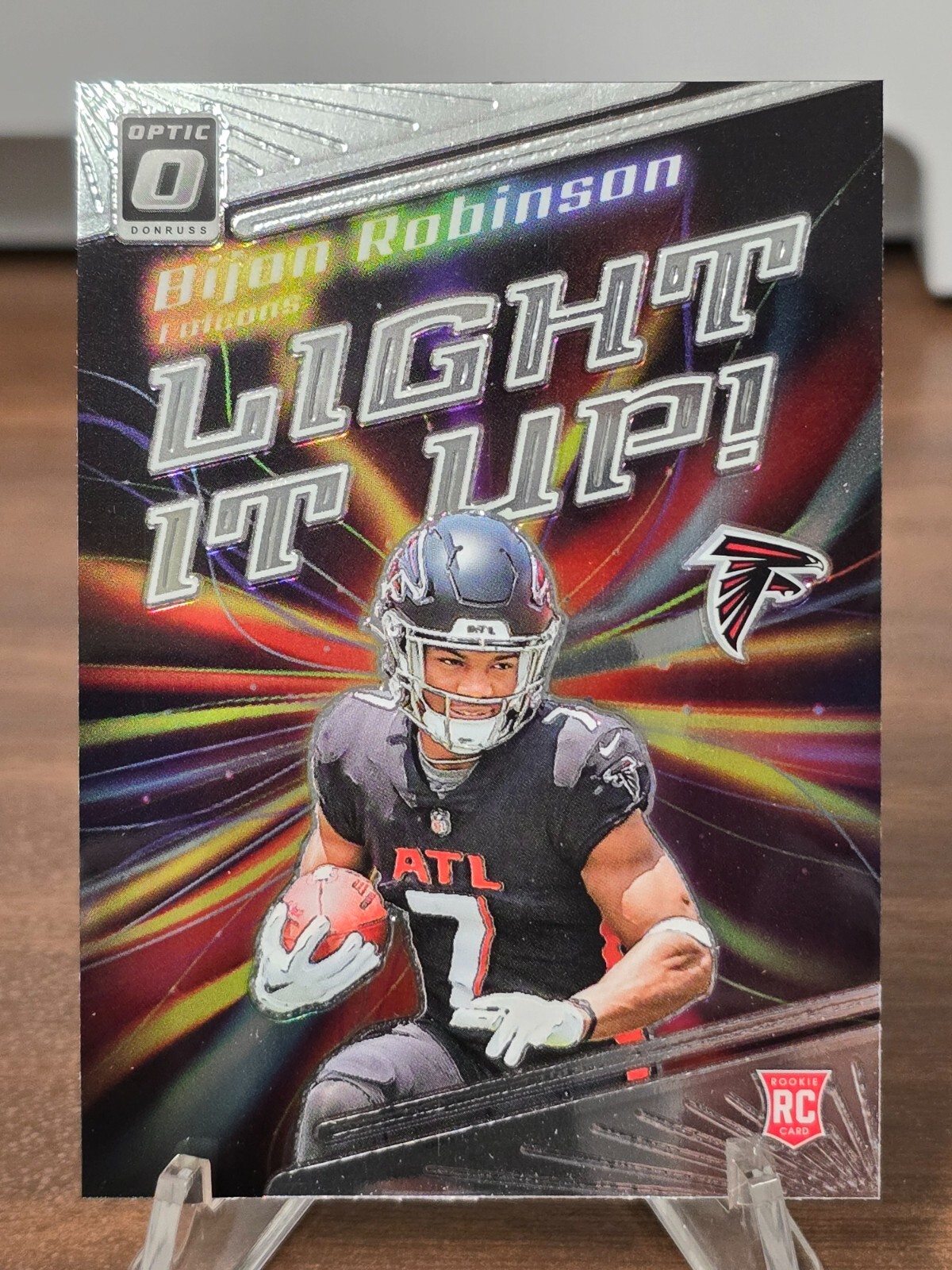 BIJAN ROBINSON 2023 Donruss Optic Light it Up RC!!! Atlanta Falcons!!!