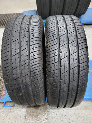 2x 215/65 R15C 104/102T Continental Vanco 2, DOT 0518 mit 8 mm Profil