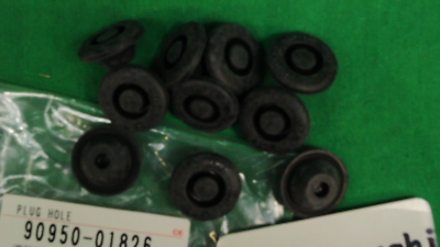 TOYOTA GENUINE LEXUS IS300 GS430 AE86 RAV4 MR2 Front Frame Plug