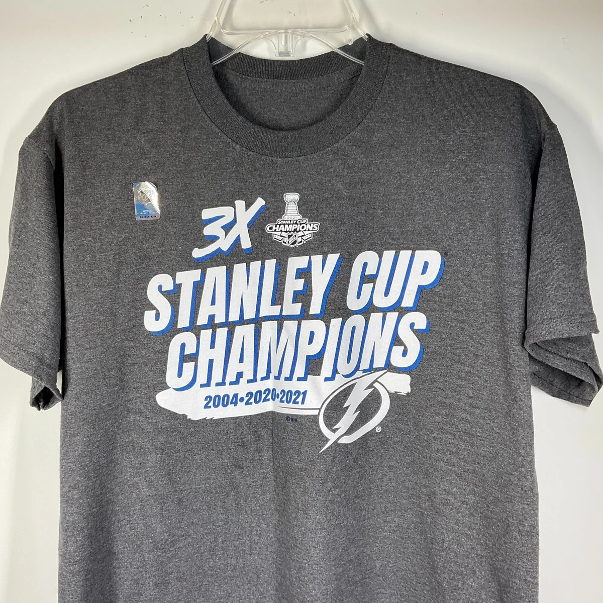 NHL Tampa Bay Lightning Men's 3X Stanley Cup Champions T-Shirt Large NWOT