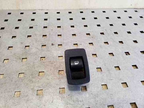 BMW X3 E83 Fensterheber Schalter Vorne rechts 3415654 2.00 Diesel 26085311