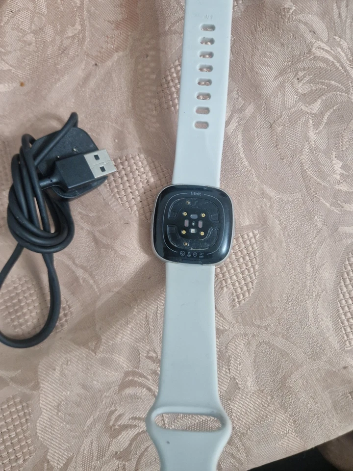 Fitbit Sense 2, photo 4 of 4