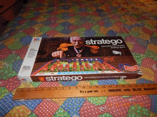Vintage 1975 Stratego Strategy Board Game #4916 Milton Bradley 100% Complete