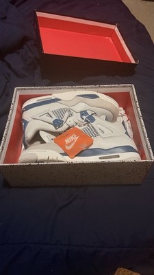 Jordan 4 GS Militray Blue 2024 Size 7y