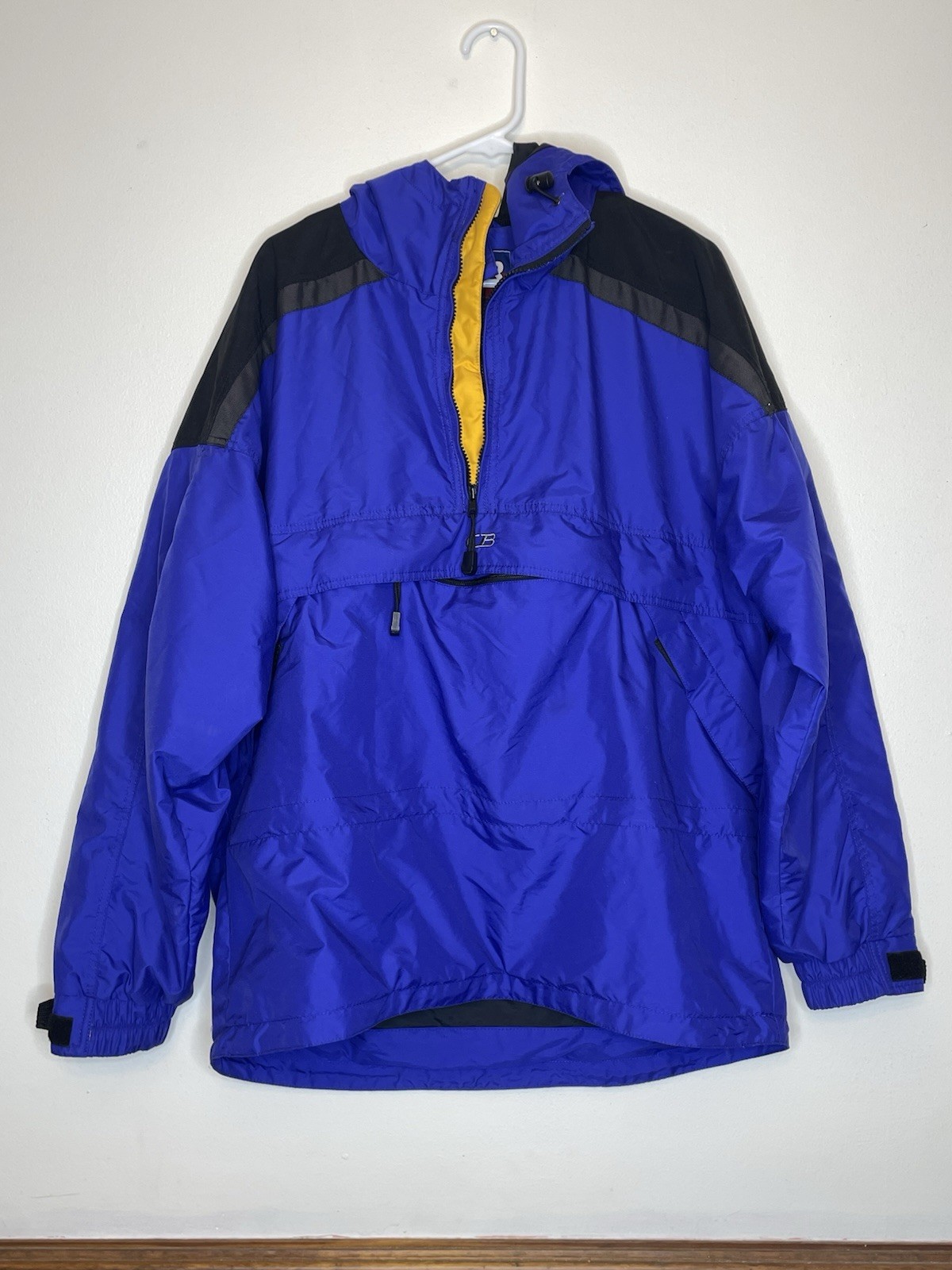 CB Sports Pullover Training Shell Lightweight Jac… - image 1