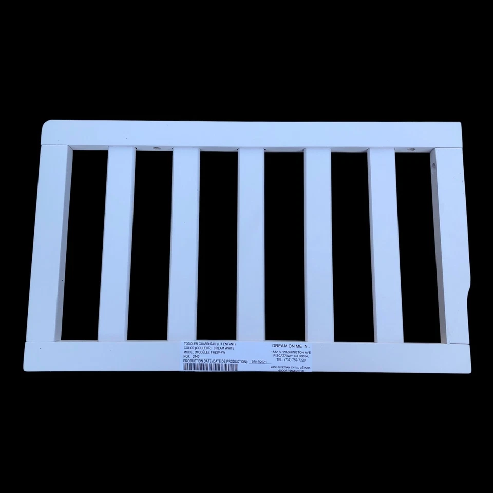 Riel de protección para cuna Dream On Me blanco convertible para niños pequeños, 21,25" x 1,2" x 12,25" Foto 2 de 4