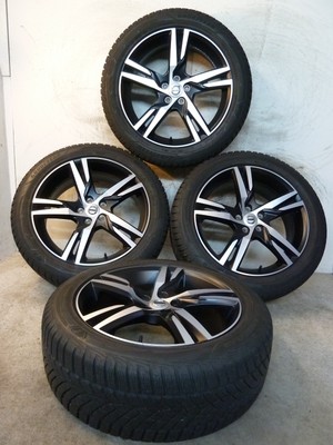 Original Volvo XC40 Winterräder 235/50R19 2x9 mm 2x7 mm Goodyear Np. 2.190,--EUR