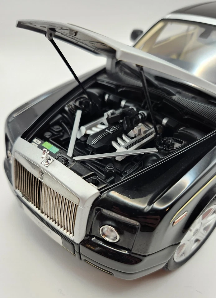 1/18 KYOSHO 2008 ROLLS ROYCE PHANTOM COUPE DIAMOND BLACK **NO BOX** - Image 3 of 4