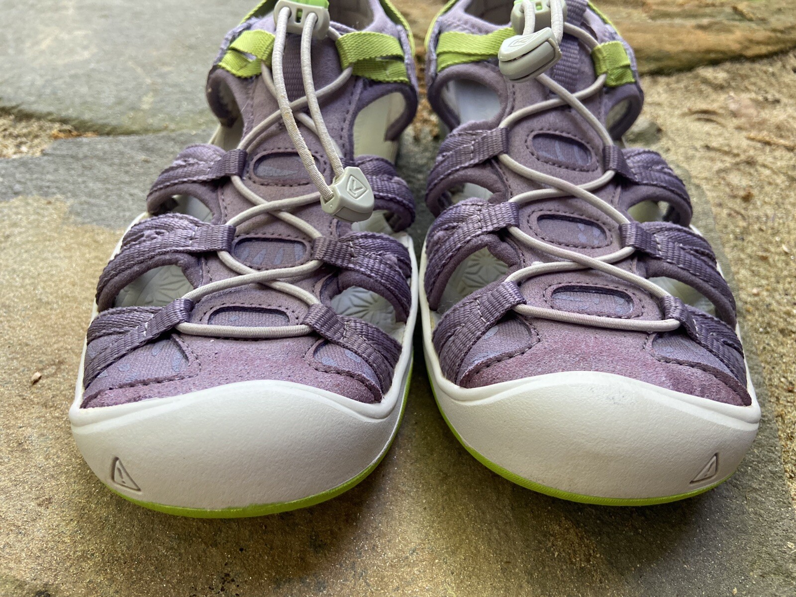 Sandali Moxie da donna Keen taglia 5 viola e verde scarpa da trekking 1016694