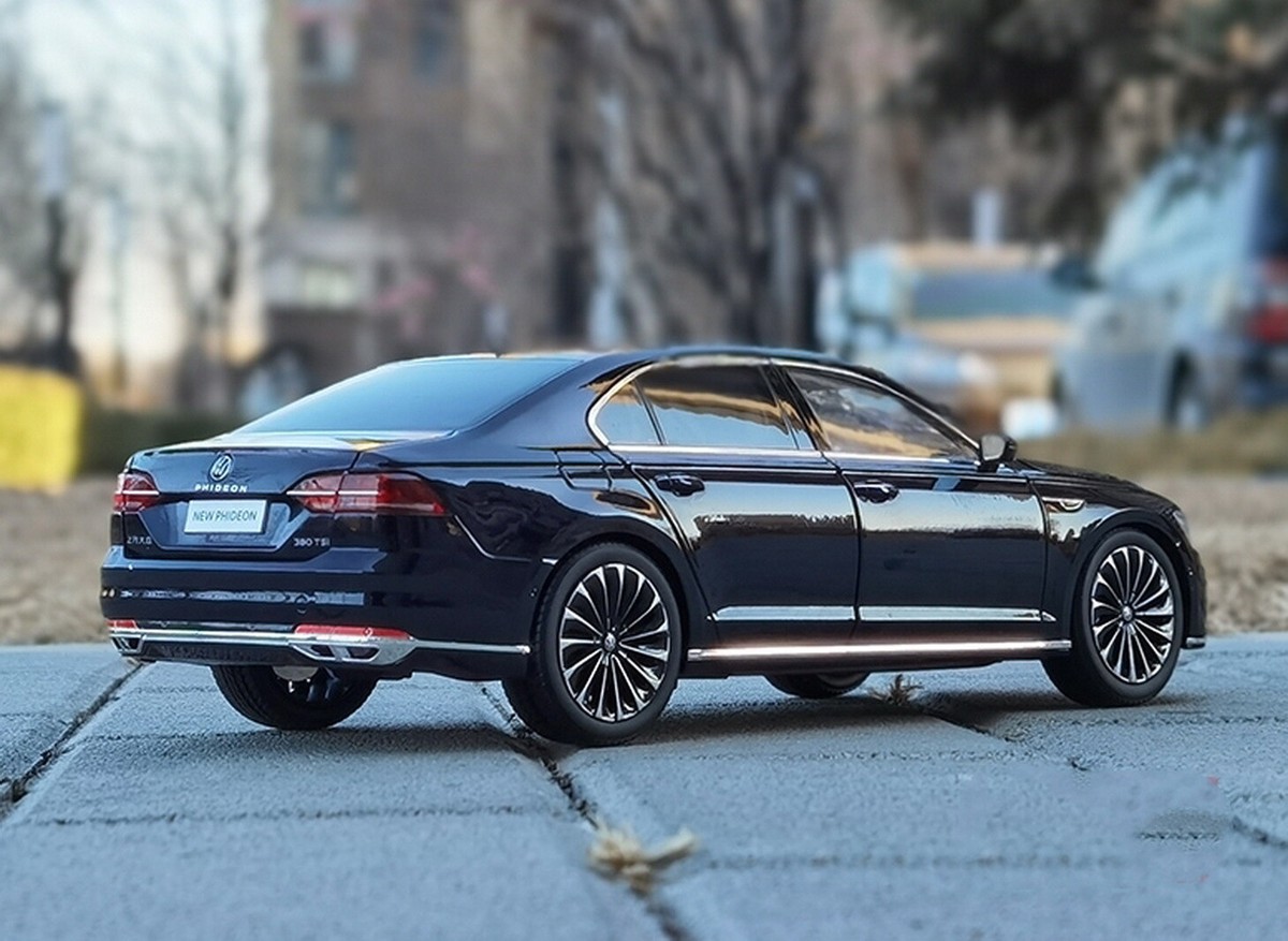 Volkswagen New Phideon 1/18 ダークブルー 1/18 Scale VW PHIDEON 2020 Blue Diecast Car Model Collection Toy