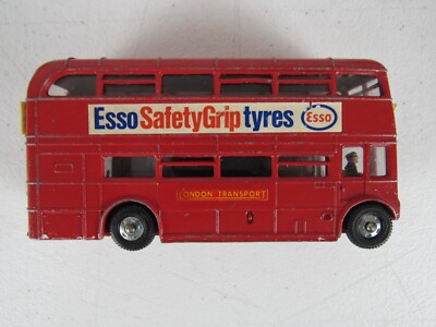 Dinky Toys Routemaster Bus Esso Safety Grip Tyres no 289