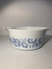 Pyrex Vintage COLONIAL MIST ( Blue Daisy)  1.5L Casserole Bowl  474-B