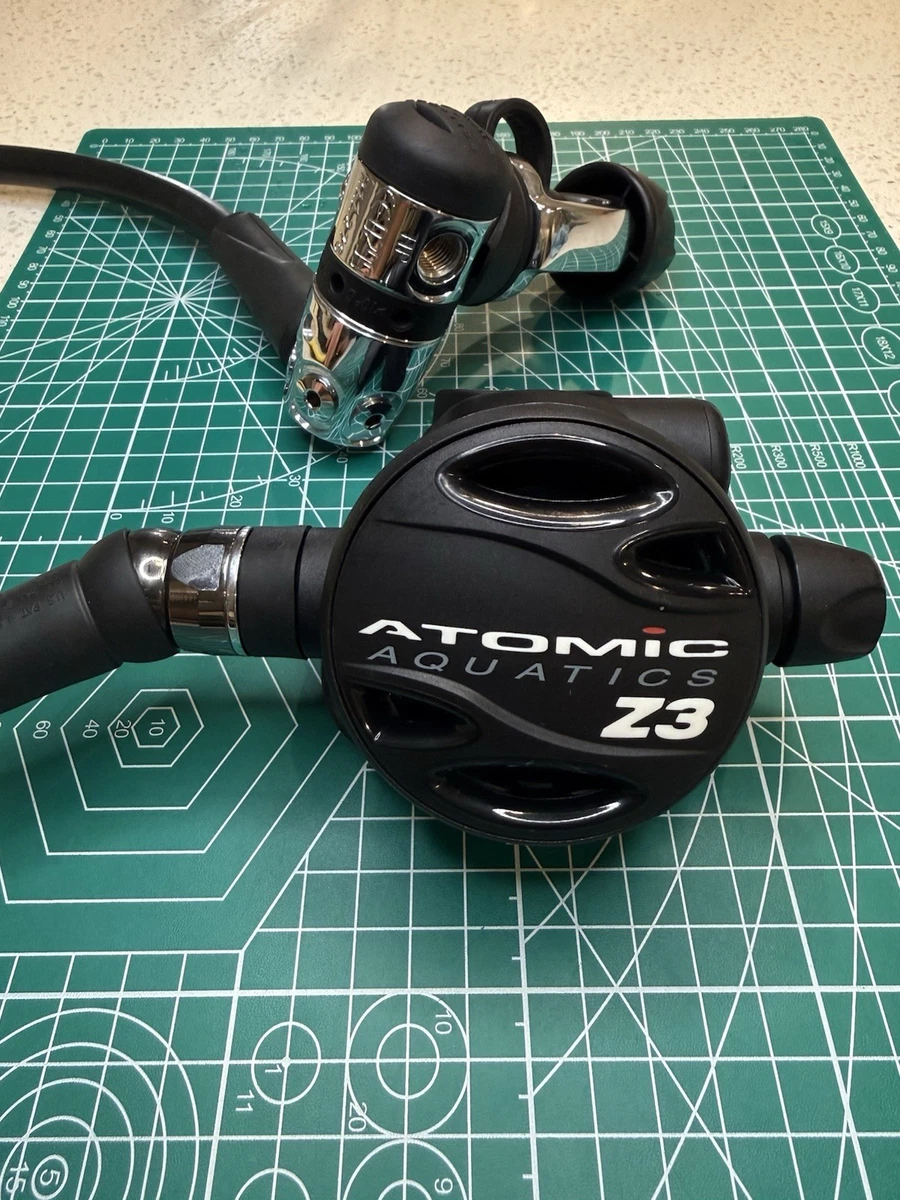 Atomic Aquatics Z3 Blacked Out Scuba Diving Regulator-Yoke-MINT CONDITION