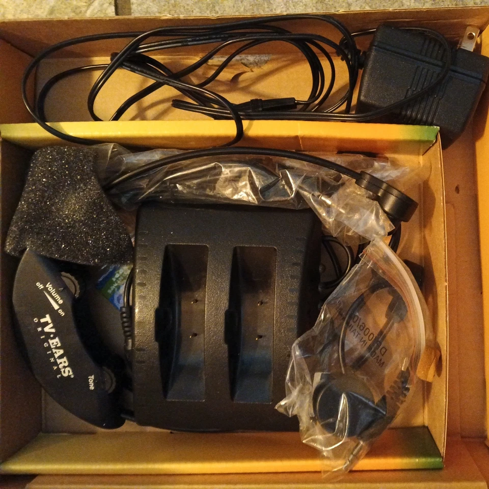 TV Ears Original Wireless Headset TV Listening Device Set 95KHz Infrared 2005 - Image 2 of 2