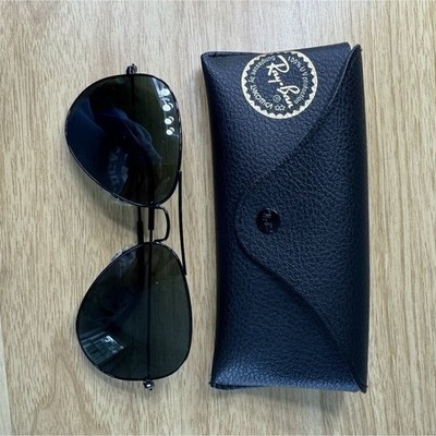 Ray-Ban Aviator Sunglasses Black Metal Frame