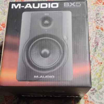 M-Audio BX5 Carbon Speaker - Next-Generation 70-Watt Bi-Amplified Studio Single