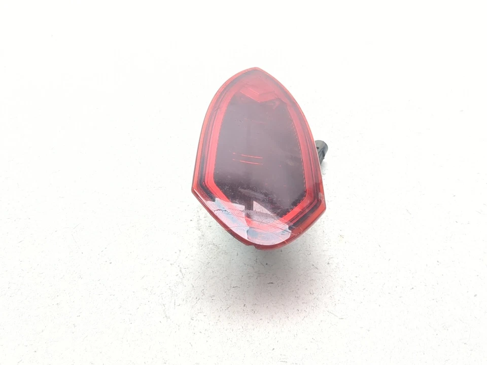 04-12 Victory Kingpin Taillight Tail Brake Light Lamp Lens 5854560 - Image 3 of 4