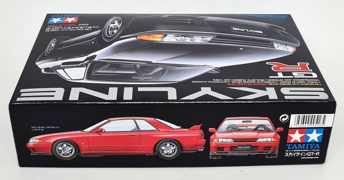 Tamiya 1/24 Nissan Skyline GT-R BNR R32 Plastic Scale