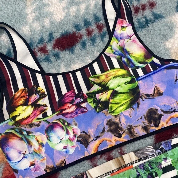 Clover Canyon bikini dos piezas xs m traje de baño Foto 2 de 4