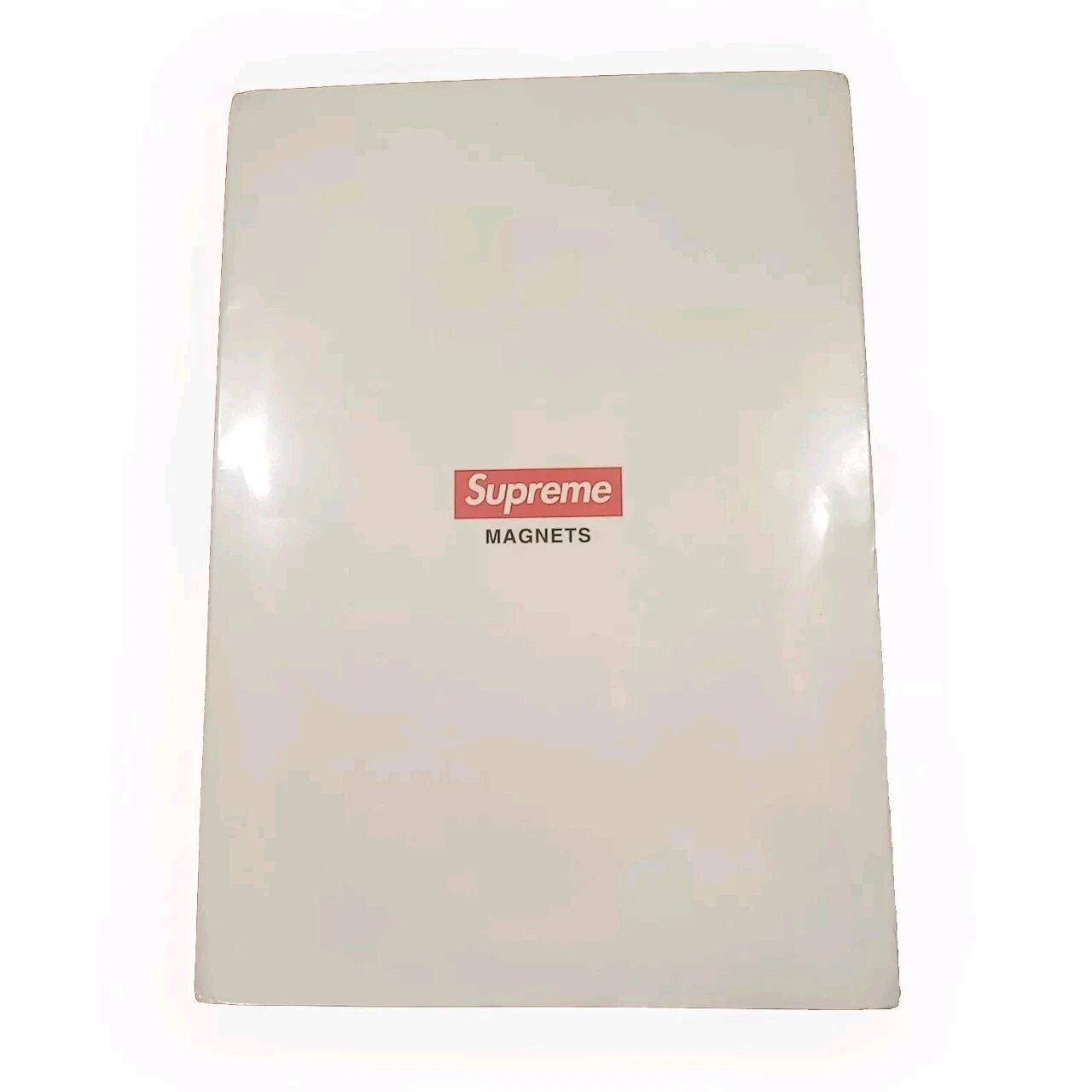 Lot de 10 aimants Supreme multicolore SS22 semaine 8 neufs scellés SS22A37