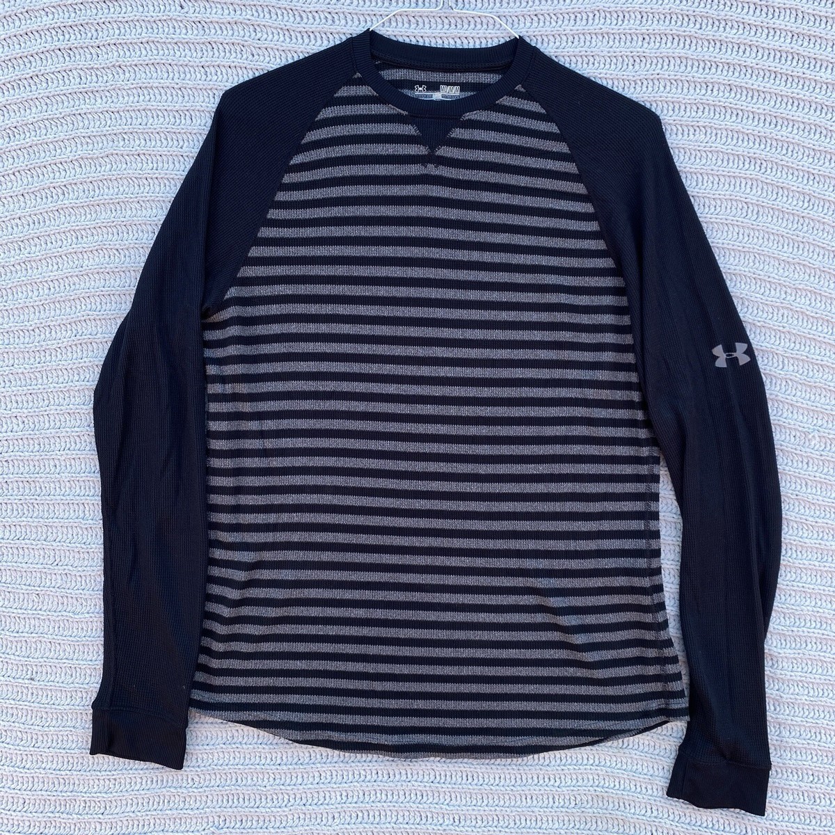 UNDER ARMOUR Waffle Knit Shirt Adult Medium Gray Black Mens M Long