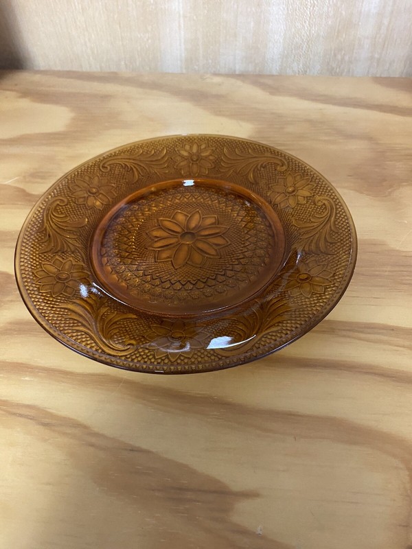 Vintage Tiara 8 3/8" Glass Plate