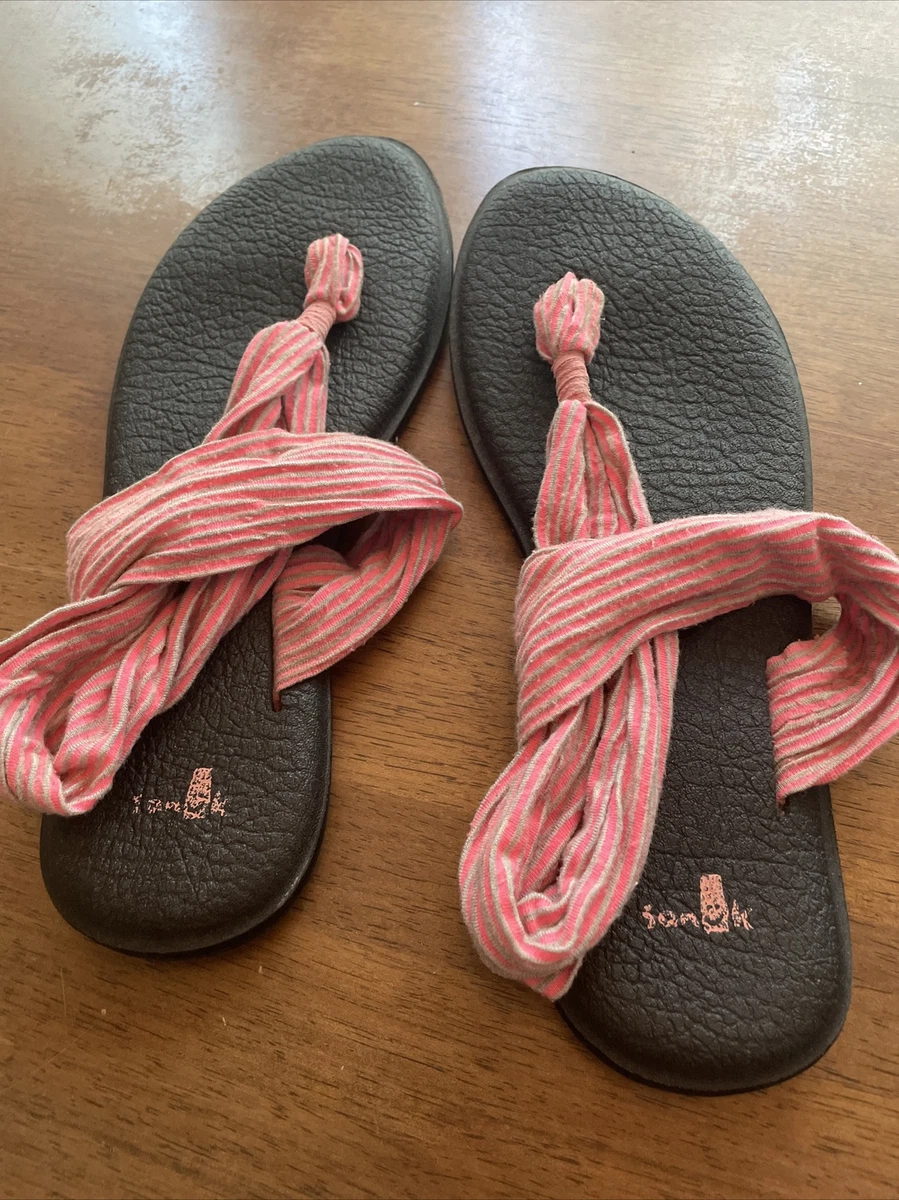 sanuk Sandals sling Flat Sandals womens size 8.5. Pink And Gray