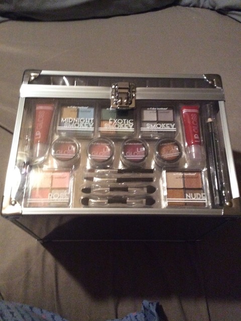 the color institute defining beauty train case makeup set