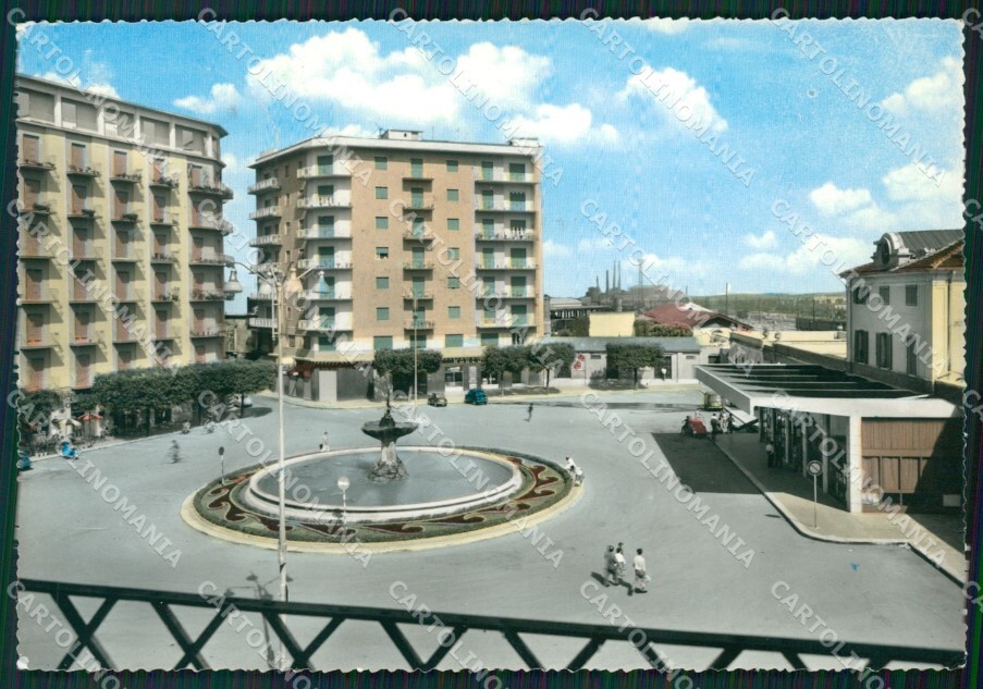 Foto 1 di 2