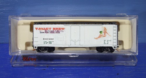 VALLEY BREW (RIVX #5082) 40 ft Plug Door Box Car N Scale - Picture 8 of 10