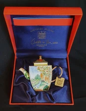 Charlotte DI VITA Trade Plus Aid Collection Enameled Copper Teapot No. 875-LONDON